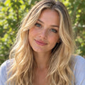 Sophia D., 23